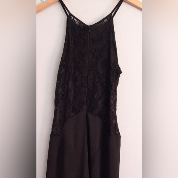 Black Lace Back Maxi Evening Dress (medium) - Picture 2 of 4